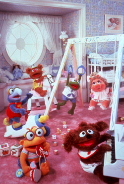 notquiteapinup:  vintagesalt:  The Muppets Take Manhattan (dir.