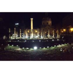 Lastnight at 2am, We agreed that everything looks more beautiful at night.  (at Trajan&rsquo;s Column)