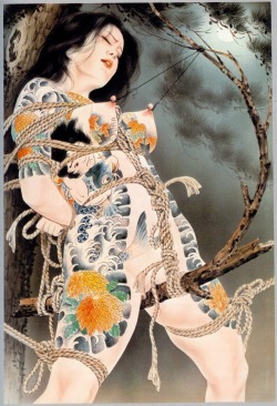 higyaku-no-miki:  小妻要子（小妻要）さんの絵なんといっても、刺青がすごいわお顔も美貌といっていい縄や責め道具もいうことない素晴らしいものばかりたった一つ残念なのは、美樹にはできそうにない役だということいつか、なってみたいわ・・・・