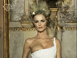 udali:  Eva Herzigova at Givenchy Spring/Summer 1997 by Alexander
