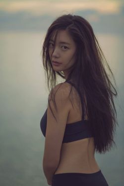 Clara Lee.