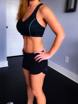 thehotwifeunicorn:  An incredible workout at the gym this morning!
