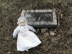 babywuv:<3 my local graveyards