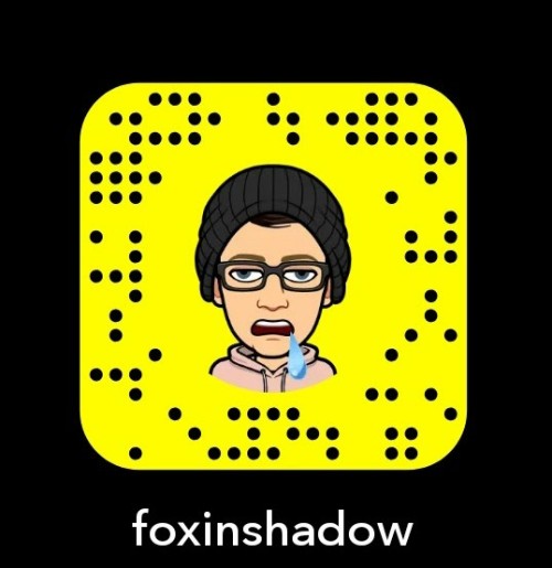 I’m tryna to be active on my old snapchat again, hmu 👀👀👀