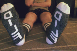 dilfgod:  do you guys like my new socks 