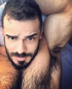 Muscular men with hairy pits are my favorite!