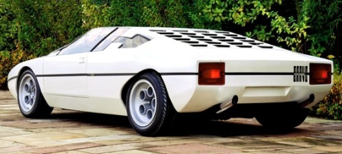 carsthatnevermadeit:  carsthatnevermadeit:  Lamborghini Bravo by Bertone, 1974. Based on a shortened Urraco chassis, the Bravo was the work of Marcello Gandini (who had designed the Countach) at Bertone and was a serious proposal for a two-seat sports