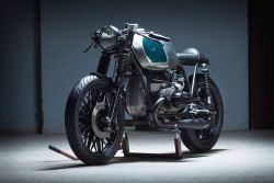 caferacerpasion:Que delicia la BMW R100 RS Cafe Racer “Beemer”