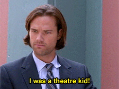 themegalosaurus:  ALL SAM WANTS IS TO TALK ABOUT THE THEATRE