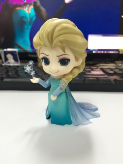 constable-frozen:  Elsa Nendoroid