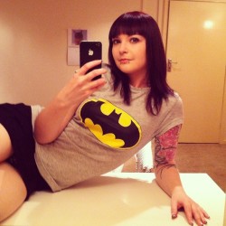 cascasuicide:  Wearing my #Batman t shirt for #selfiesaturday