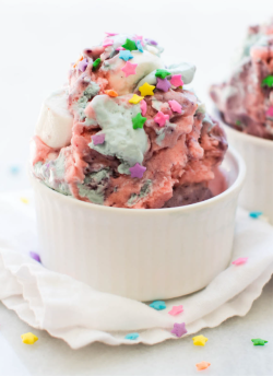 fuzzy-little-fox:  Unicorn Nice Cream