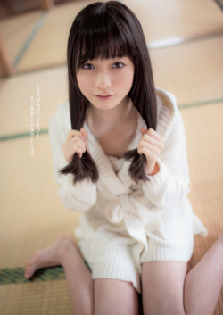 idola-z:  Kanna Hashimoto 