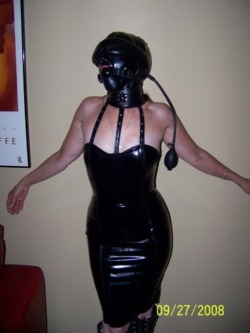 Latex and Rubber Pictures