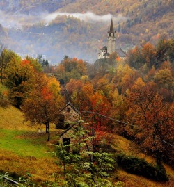 bluepueblo:  Mountain Village, Piedmont, Italy photo via natasha