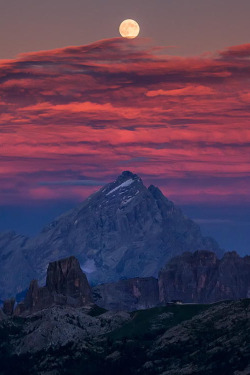 vurtual:  Antelao - Dolomiti, Italy (by Ionut Burloiu) 