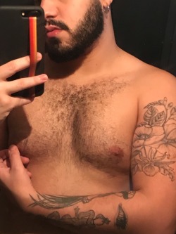 beardedhairyguybr:  Kinda feeling myself todayinstagram @jonathanwolpert