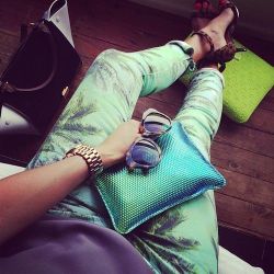 UGLY TRENDS