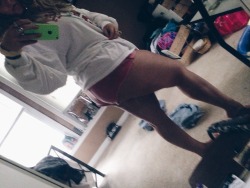 imaloneinthiscityyy:  I haven’t worked out in 3 weeks, someone
