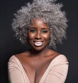 naturalhairqueens:  This is what happens when you mind your business