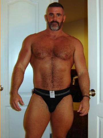 zachmuscle:  MORE PHOTO
