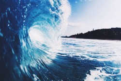 jayalvarrez:  the waves the morning with noah