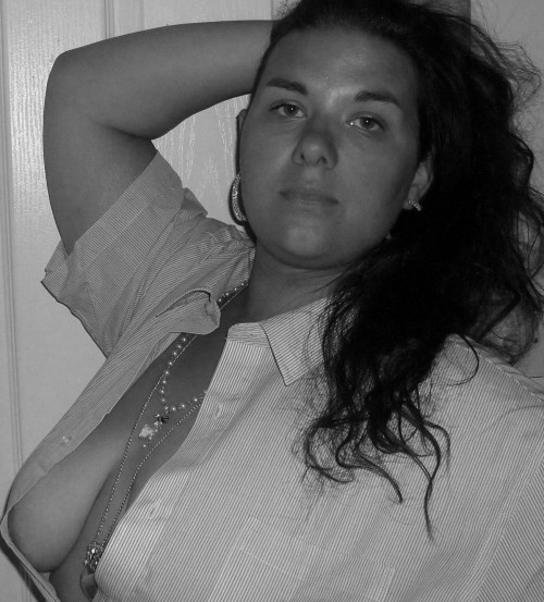 cleavage-n-downblouse.tumblr.com/post/58215674248/