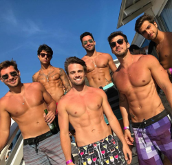 insta-perfeitos:  Qual vcs escolhem?  Which do u choose?