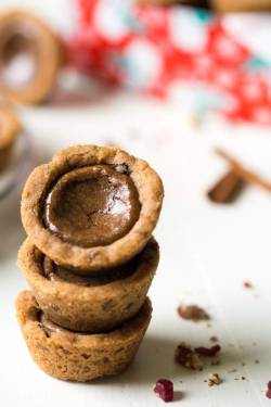 sweetoothgirl:    SHORTBREAD COOKIE CUPS WITH BROWN SUGAR CINNAMON