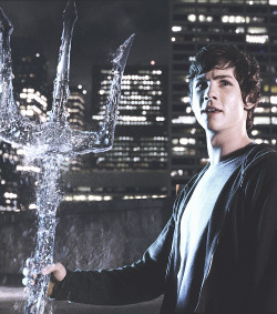   ↳ 1/10 pictures of percy jackson and the lightning thief
