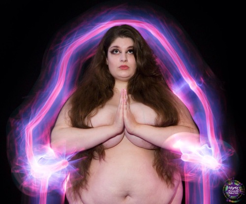 molotowcocktease:  Thank you ryansuits for letting me be a fat magical goddess and summon all the sparkles of the Milkyway