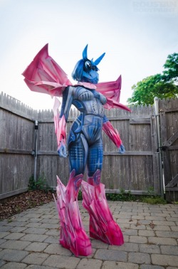 kamikame-cosplay:  Amazing mashup of My Little Pony and Transformers in