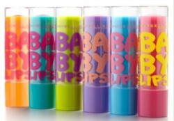 Baby lips en We Heart It. http://weheartit.com/entry/80476437/via/liveloveC