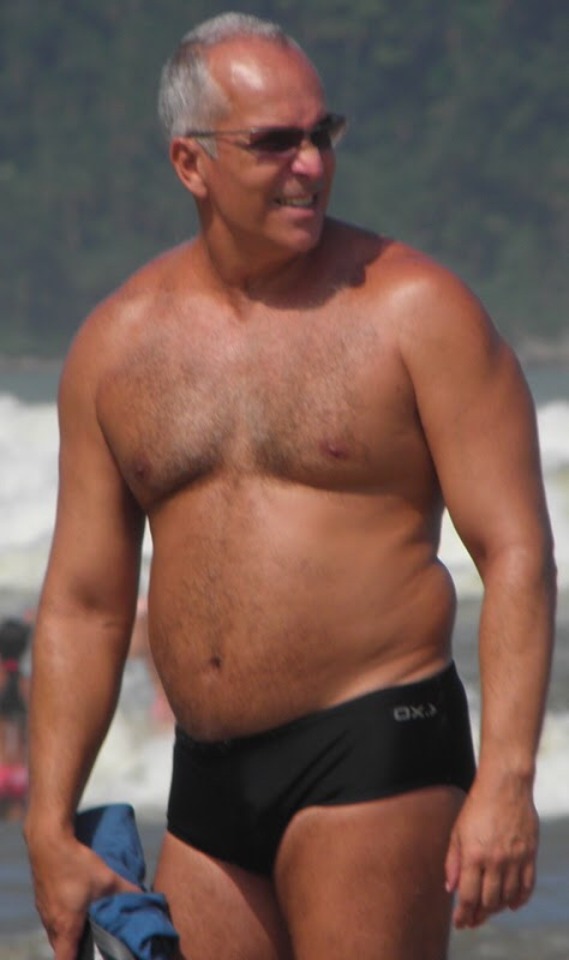 hardmale69:woofather40:Mmmm