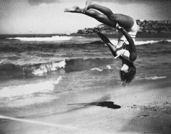 Ted Hood - Peggy Bacon in mid-air backflip, Bondi Beach, Sydney,