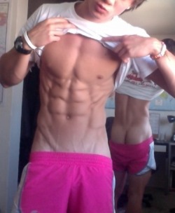 teensbodybuilding:  🏂Teens Body Building 2014 🏃 ✨Go follow