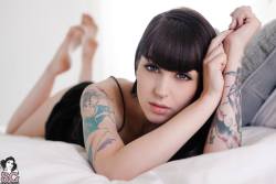 imwildcrazy:  Arwen Suicide