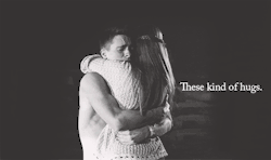 cutelovingcouplesgif:  cute couples