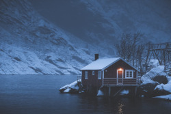 drxgonfly: Shelter for the Night (by  Stian Klo)