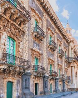 i-traveltheworld:Triumph of baroque balconies in Catania, Sicily,