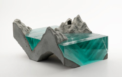 exhibition-ism:  Ben Young’s incredible cross-section glass