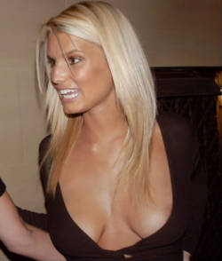 Jessica Simpson 