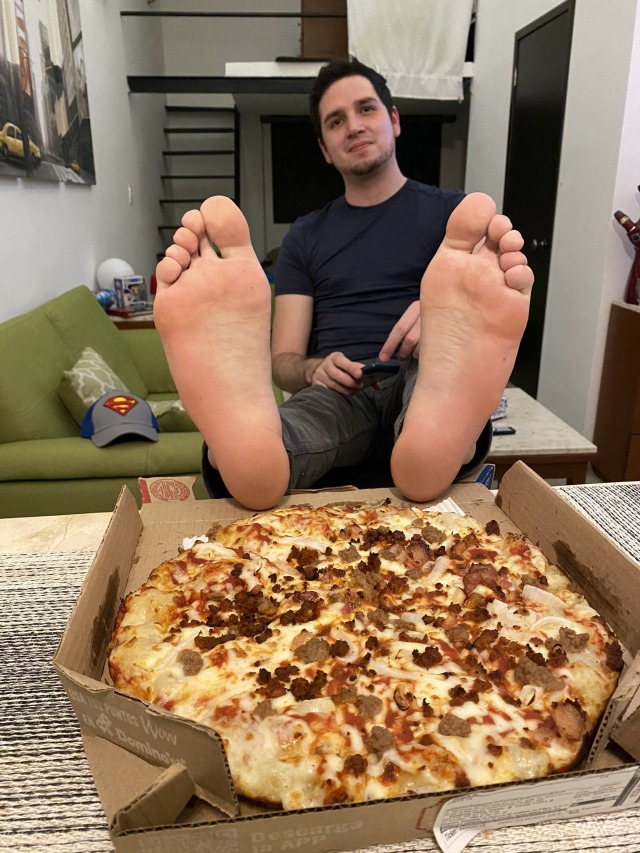 feetman80-deactivated20220409: great feet