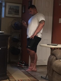 americanbulldog83:  Off guard shot of me on my phone as usual.