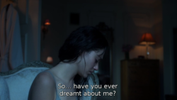 asdfghjkllove:  itcuddles:  Comet (2014) “So… have you ever