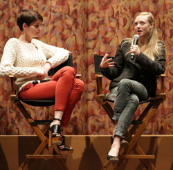 suicideblonde:  Anne Hathaway and Amanda Seyfried at a SAG screening