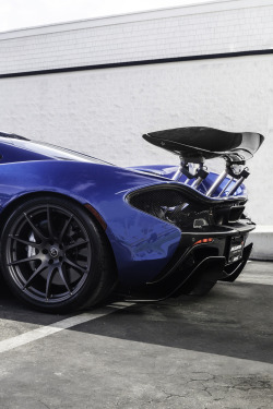 wearevanity:  McLaren P1 | WAV