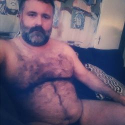 bears-and-whatnot:  bear_in_the_city from Instagram Fuzzy Friday