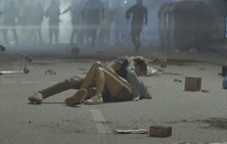 bestcouplemoments:  thisgifowns.tumblr.com 