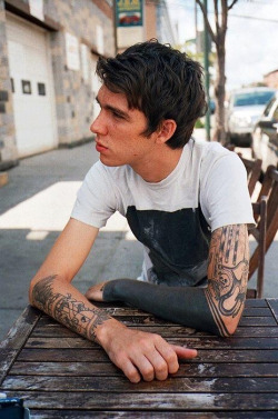 hitlers-pubes: Barry Johnson of Joyce Manor 